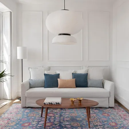 Deluxe By Olivo ヴィーゴ